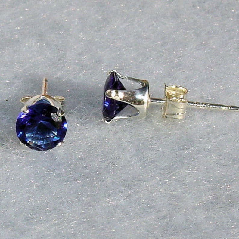 4mm, 0.50 carat simulated Blue Sapphire Stud Earrings 925 Sterling Silver, Serene SDI30584-0456 