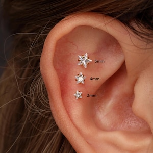 Orecchino piatto senza filettatura a forma di stella minuscola in titanio 16G/18G/20G, perno labret in titanio con perno a pressione, set regalo di orecchini, regalo per lei