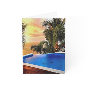 Tarjetas de felicitación con atardecer tropical, perfectas para notas de agradecimiento, deseos de cumpleaños, celebraciones de verano y cualquier ocasión.