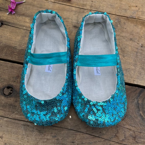 Girls blue sparkly best sale shoes