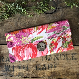 Listo para enviar - Cartera de tela Tela con estampado floral rosa y naranja con bolsillo con cremallera