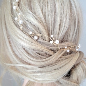 Pearl Wedding Hair Accessory, Pearl Bridal Hair Piece, Bridal Hair Vine, Pearl Headband, Bridal Tiara, Hair Wreath, Bridal Head Piece, Tiara