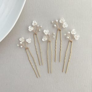 Wedding Flower Hair Pins, Bridal Hair Comb, Babies Breath Flower Hair Piece, Floral Hair Accessory, Baby&#39;s Breath Hair Pins, Flower Girl
