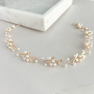 Enredadera de hojas doradas para boda, tocado de novia, diadema de perlas, accesorio para el cabello de boda, recogido de boda