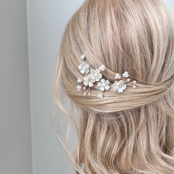 Épingles à cheveux fleur de mariée, peigne à cheveux fleur pour mariage, morceau de cheveux de mariée, accessoire cheveux floral, bouquetière, pince à cheveux de mariée