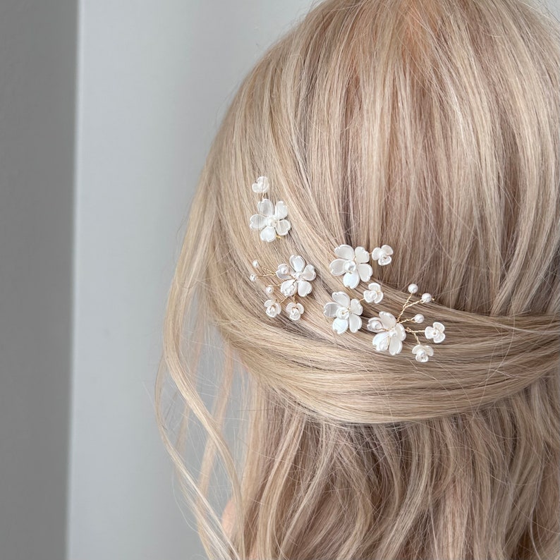 Gold Flower Hair Comb, Wedding Flower Hair Pins, Bridal Hair Piece, Floral Hair Accessory, Flower Girl, Bridal Hair Clip image 7