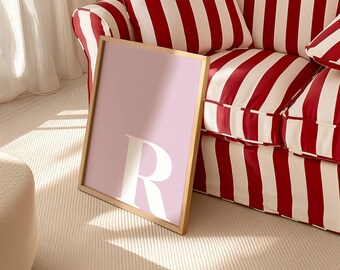 Arte de parede personalizada com iniciais rosa, pôster com monograma personalizado, decoração para dormitório universitário, arte de parede estilo preppy para quarto de estudante, impressão de letra personalizada