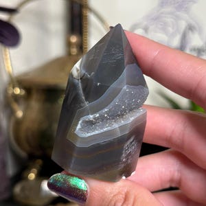 Druzy Gray Agate Tower with Gorgeous Banding | Orca Agate Tower | Sparkling Druzy Crystal | Brazil