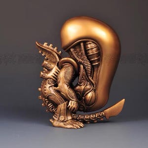 Orgrimmar Chibi-Style Alien Bronze Statue – L-Class Premium Collectible | Warcraft-Inspired Figurine | Fantasy Sculpture | Q Version Decor