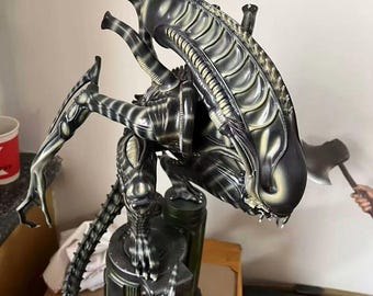 Alien 1:4 Scale Statue, Polystone Resin , 57.9cm Tall, Sci Fi Horror Creature Collectible