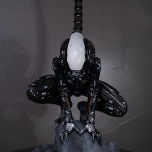 Alien Mekanisk Version Gör-det-själv-skapelse, 43 cm hög, Hartsmaterial, Målad