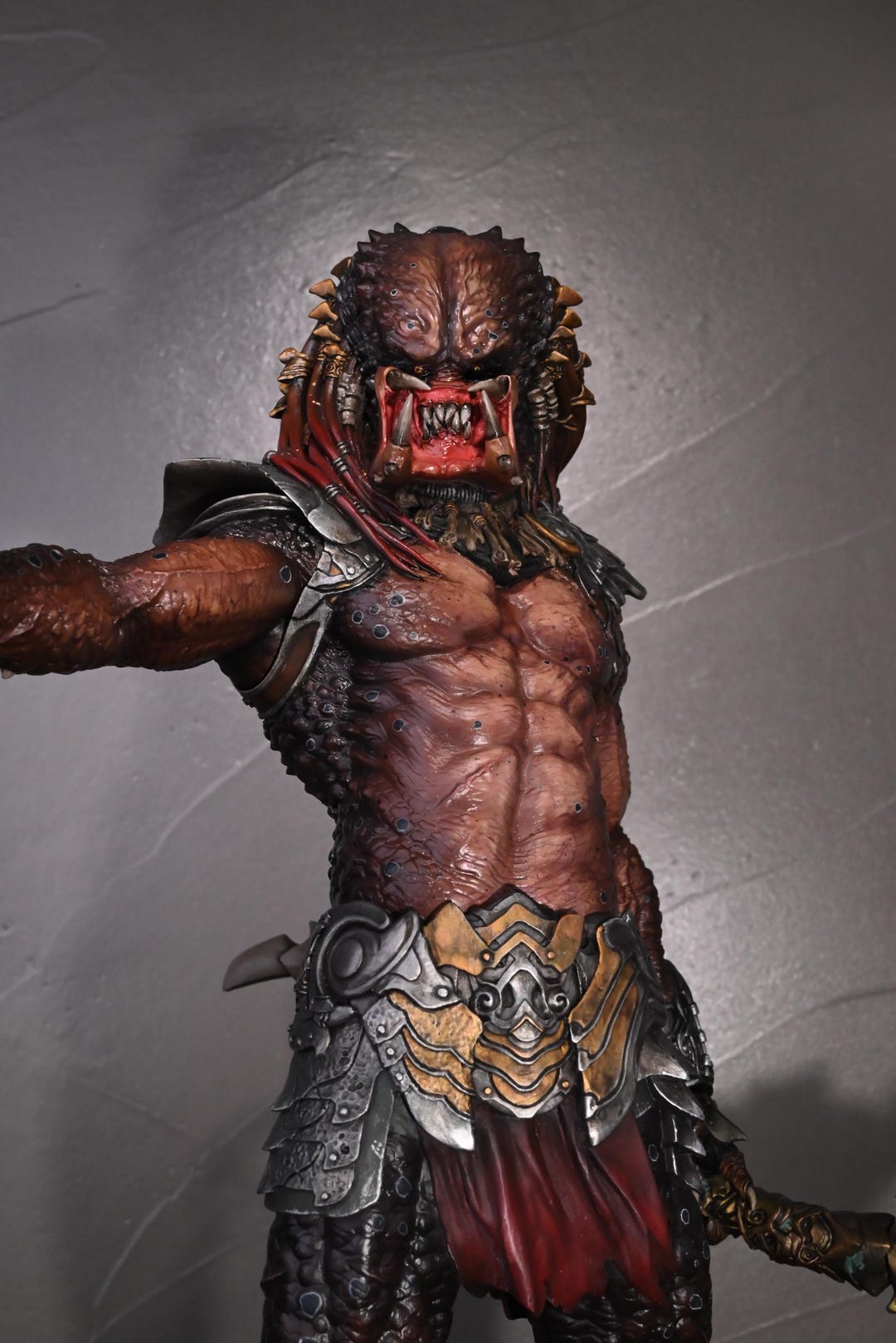Berserker Predator Battle Axe Statue: Narin Design 1/6 Scale Sci