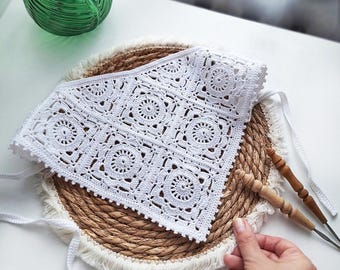 Lacy Crochet Kerchief Pattern – Motif Bandana Headscarf (PDF Download + Video Tutorial)