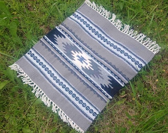 Almofada de cadeira em lã tecida à mão: Almofada de assento estilo boho campestre (42 x 42 cm)