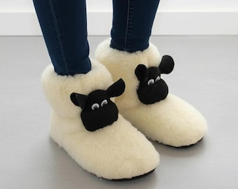 Women’s Handmade Wool Slippers with Soft Fur – Comfortable Indoor Boots