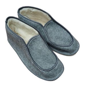 Women’s Felt Slippers – Sheepskin Wool House Slippers – Handmade Natural Wool Slippers – Warm Indoor Shoes for Women – Winter Gift Idea