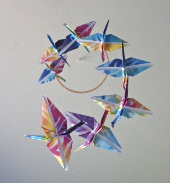 Origami Kranich Mobile Baby Kinder Dekor Eco Friendly Kindergarten Wohnmobil Einzigartigen Regenbogen Tie Dye Vögel Kinder Schlafzimmer Spaß Bunten