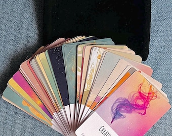 Oráculo de la Abundancia: 52 cartas sobre dinero y orientación profesional con bolsa de terciopelo