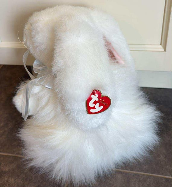 Ty Classic Beanie Baby 2001 Cashmere Fluffy White Bunny Rabbit