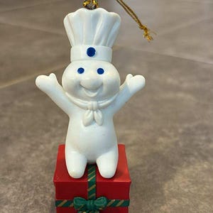 2000 Danbury Pillsbury Doughboy Christmas Ornament Gift 3 inch
