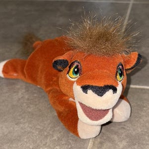 ディズニーストア コブ ライオンキング シンバズプライド ビーニー