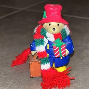 Ornement de Noël en forme d'ours Paddington de Carlton Cards, crochet manquant LIRE