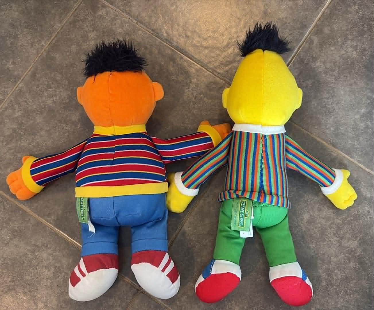 Gund Sesame Street Bert and Ernie Plush Toy Set - Etsy