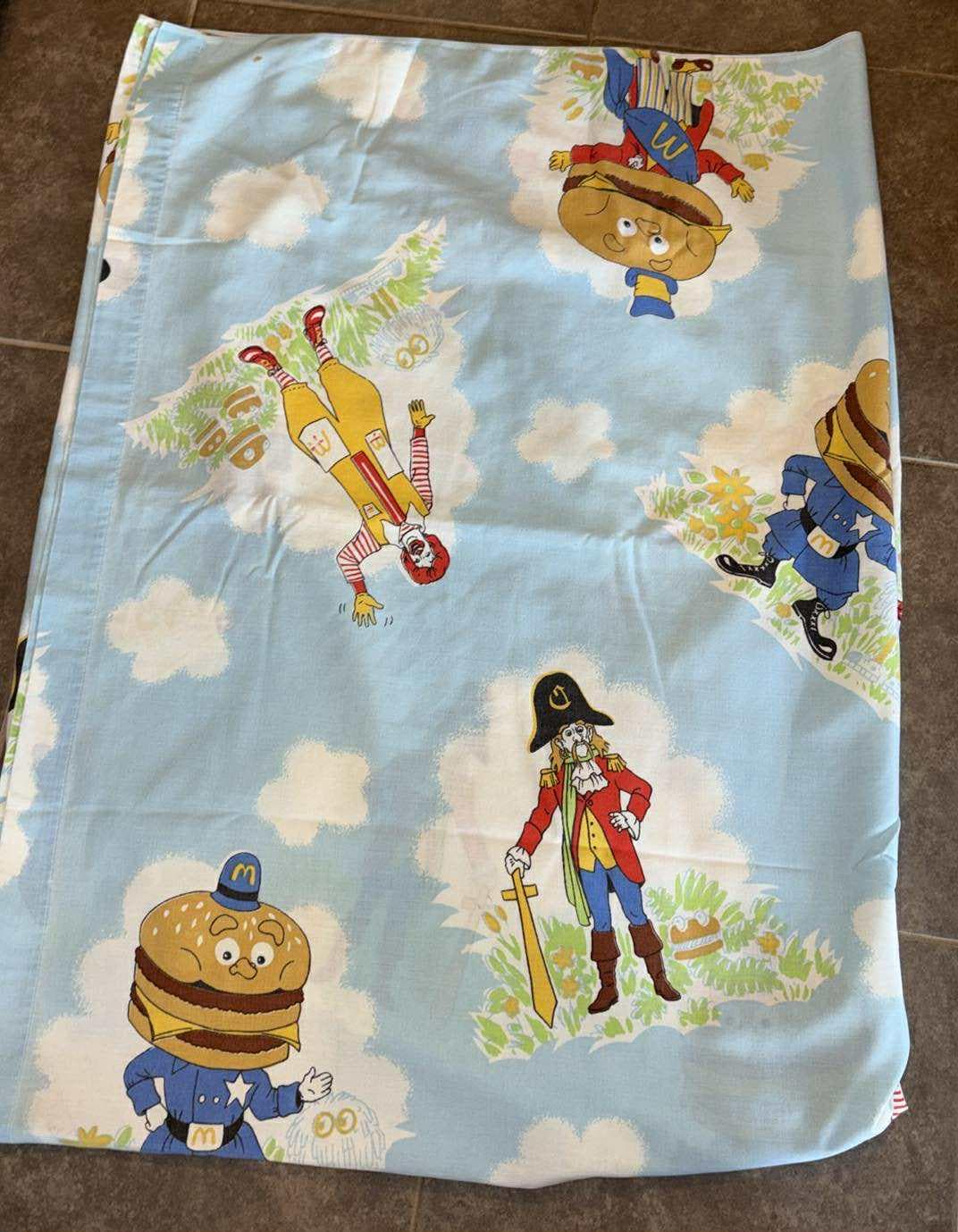 コレクション 78' McDonald's  TWIN FLAT Sheets コレクション 78' McDonald's TWIN FLAT Sheets Vintage 1978