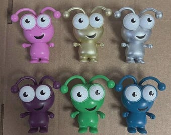 Cricut Cuties Figurines Lot – Bundle of 6 Collectible Figures