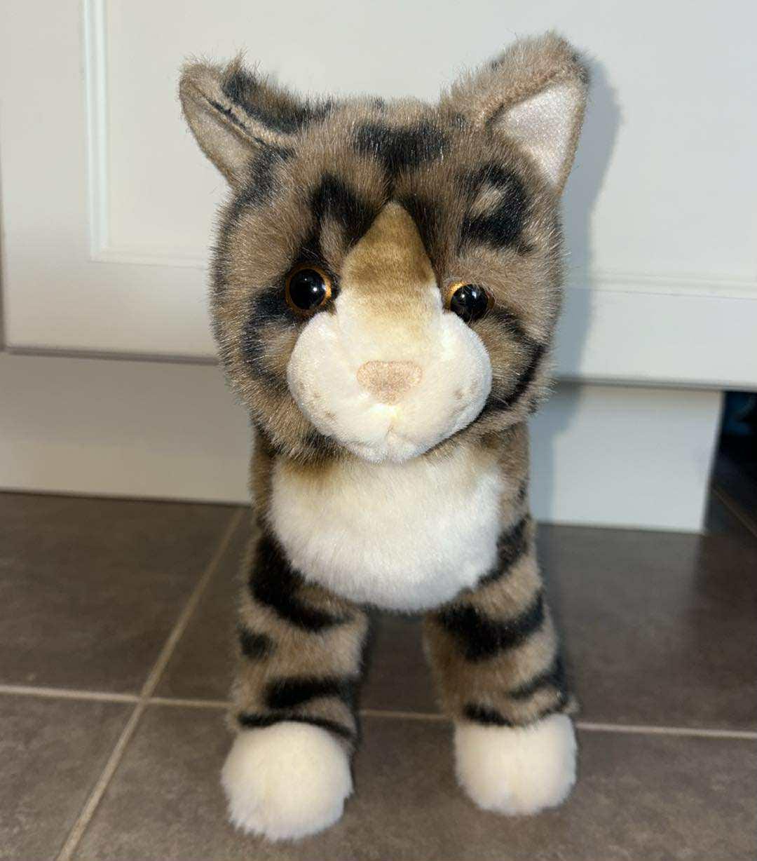 Bass Pro Shops Bengal Tiger Cat Plush Stuffed Animal 10 Toy Realistic bass-pro-shops-bengal-tiger-cat-plush-stuffed-animal-10-toy-realistic