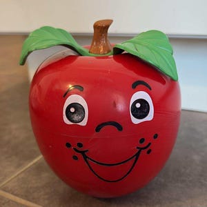 Vintage 1972 Fisher Price Happy Apple Working Musical Chime