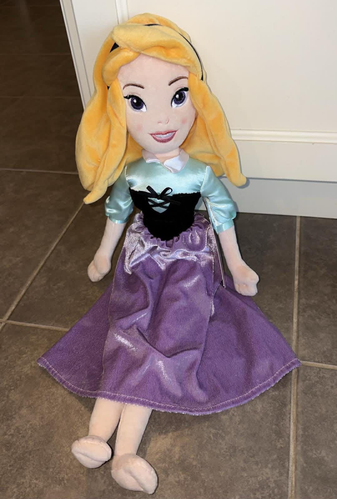 Disney Store Aurora Briar Rose Sleeping Beauty Plush Doll Toy 16”