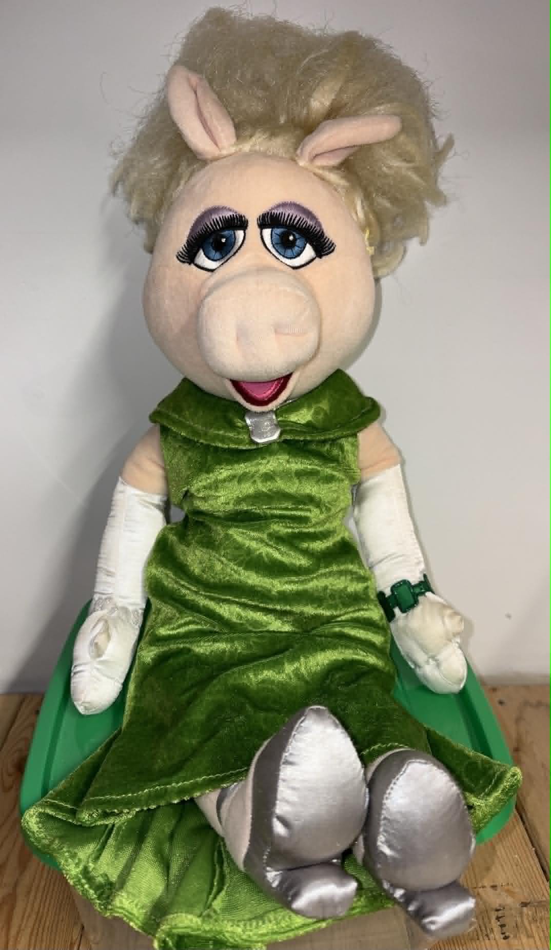 Disney Store the Muppets Most Wanted Miss Piggy Plush 20" Green Gown - Etsy