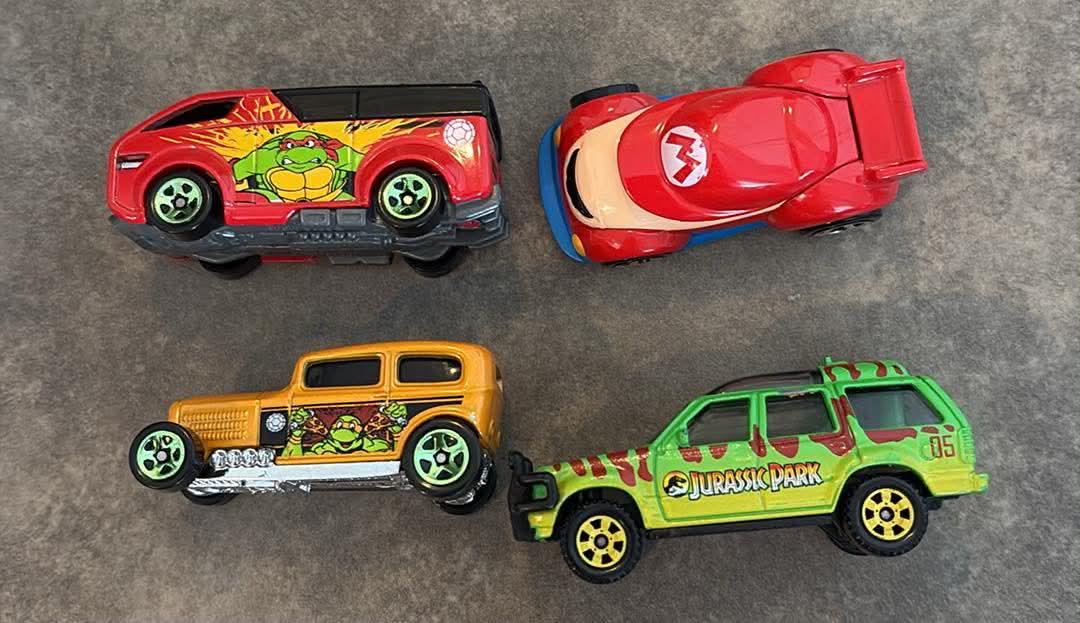 Vehículo de Juguete Hot Wheels Jurassic World Character Cars