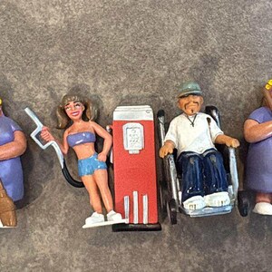 Vintage 2000s Lil Homies Figures Lot Mini Toys WILLIE G Wheelchair
