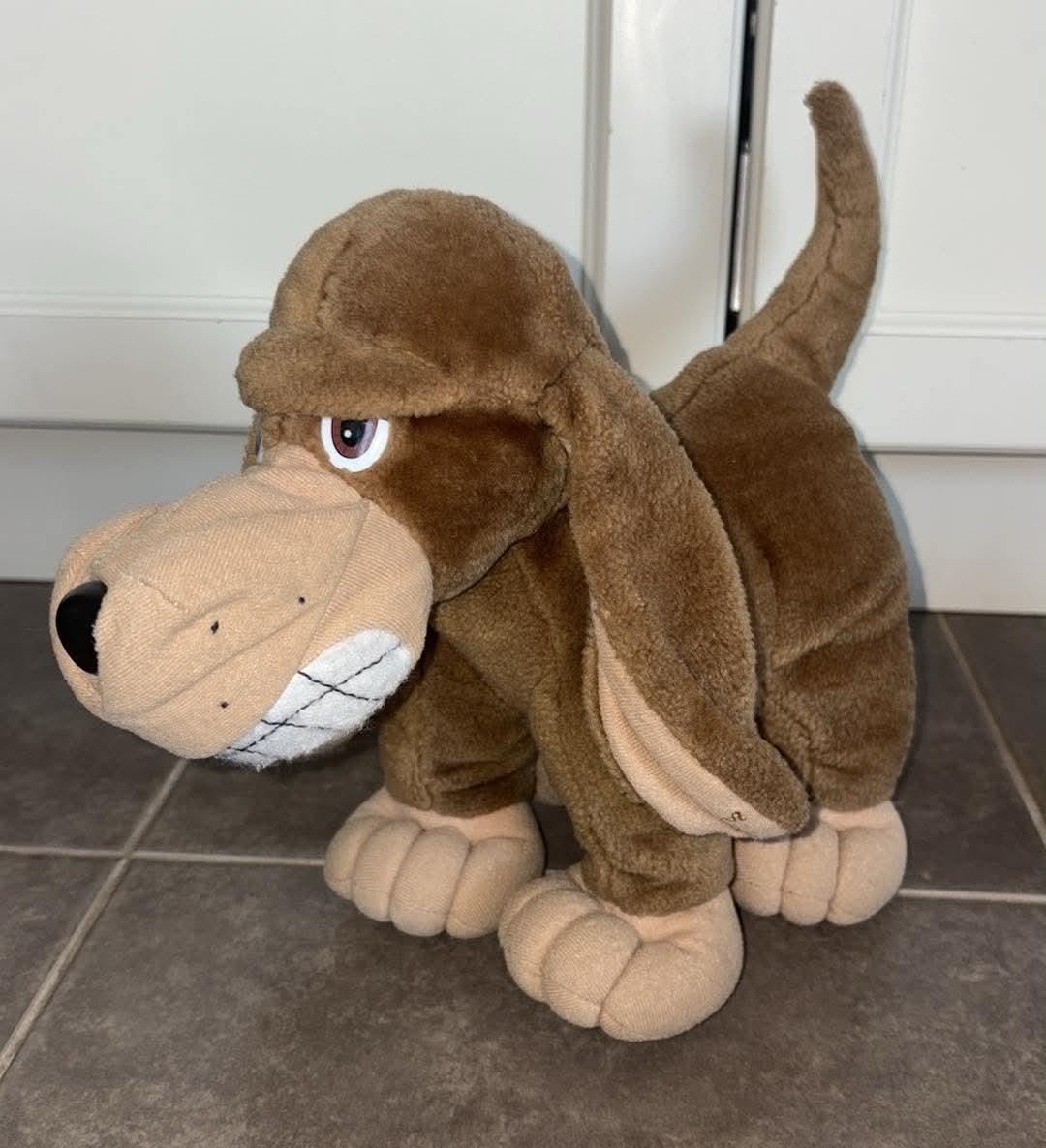 Vintage 1990 Tonka Pooch Patrol FLOPPY Hound Dog Plush Stuffed