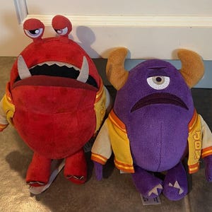 ディズニー モンスターズ・ユニバーシティ ぬいぐるみ 2体セット ビッグレッドとパーシー 画像 1