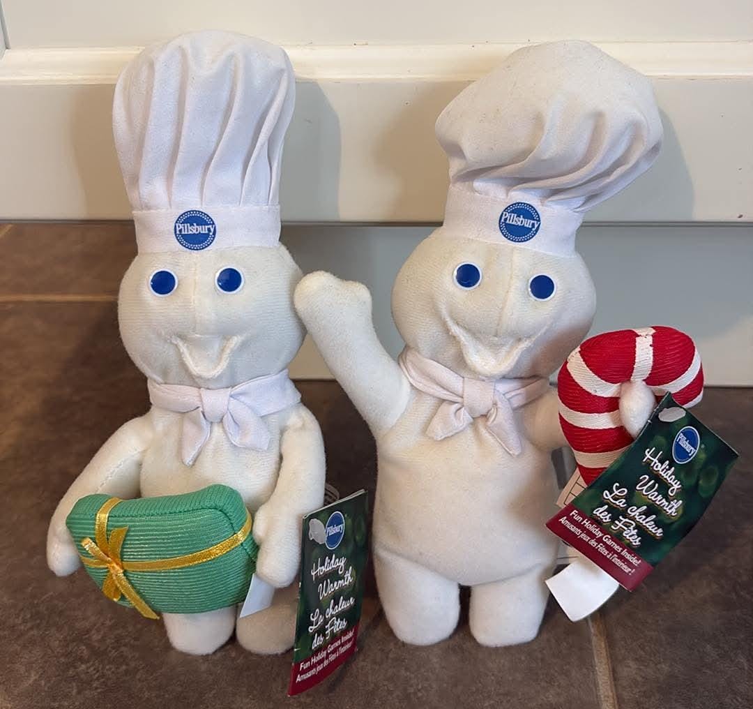 2001 Pillsbury Doughboy Holiday 8 Inch Beanie Plush Toy 2 Included