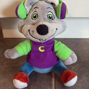 Chuck E Cheese Plush Doll Mouse Plush 7 Inch with Headphones