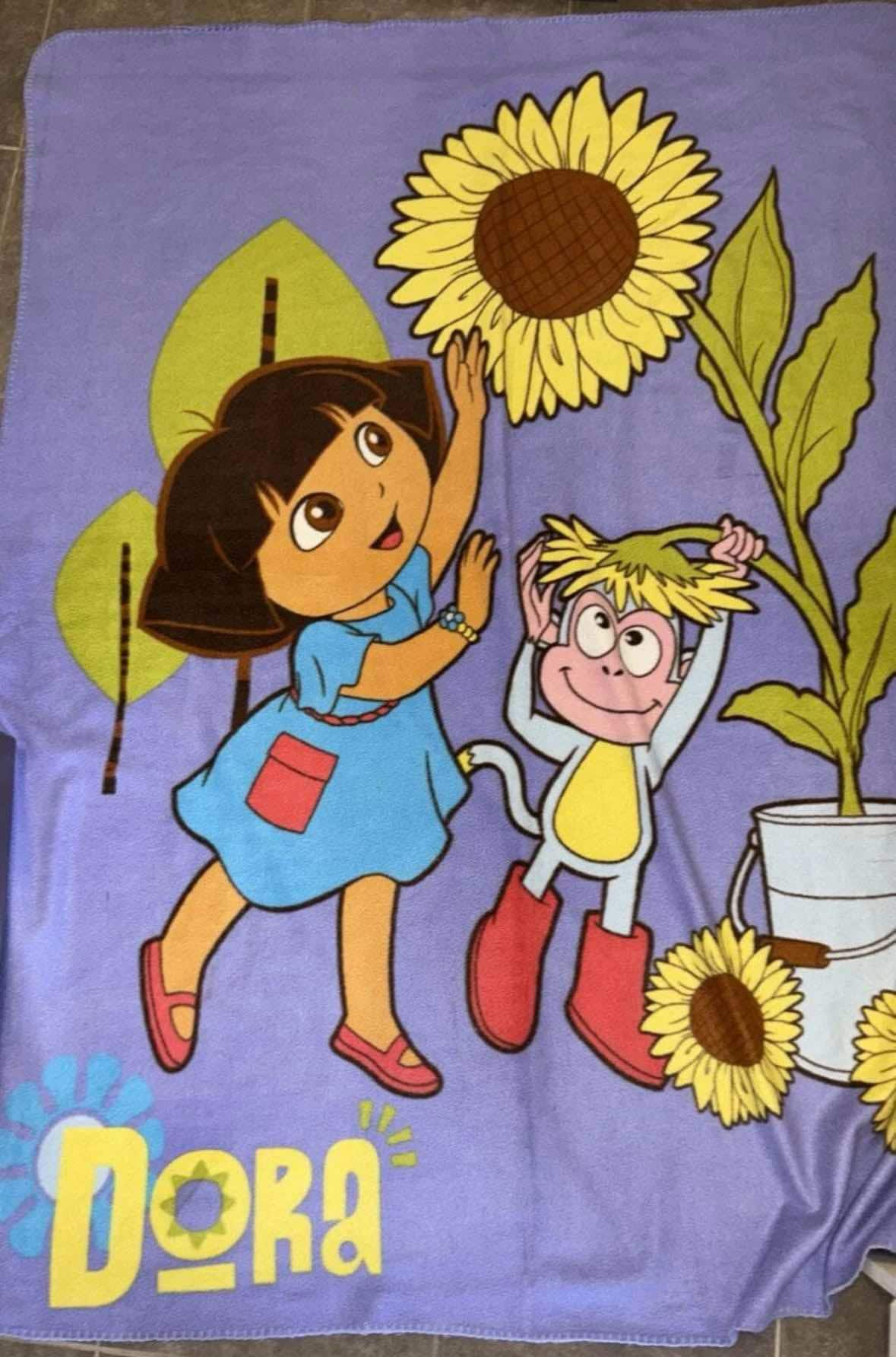 アメリカキャラクター DORA シーツセット Dora Kids 2 Piece Blue Pink Floral Reversible Comforter and