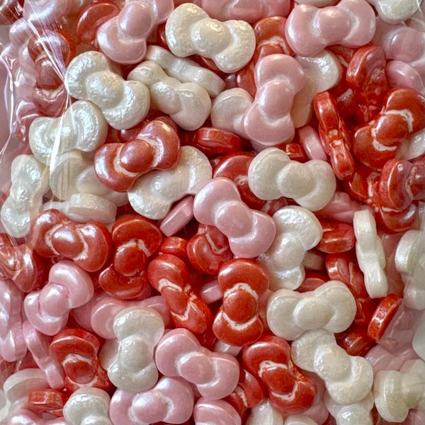 Hello Kitty Bow Sprinkles: Edible Cake & Cupcake Decorations