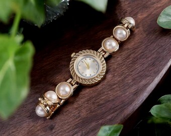 Vintage Gold Pearl Women display picture 1