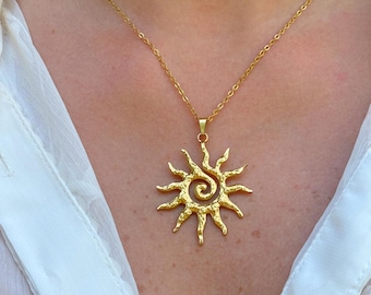 18K Gold Sun Necklace: Waterproof Hypoallergenic Spiral Pendant