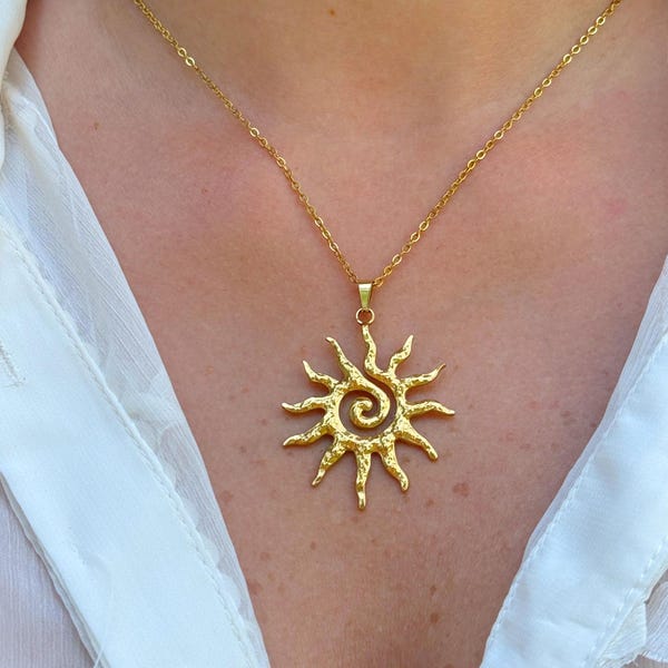 18K Gold Sun Necklace: Waterproof Hypoallergenic Spiral Pendant