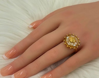18K Gold Plated Mother of Pearl Shell Ring: Adjustable Coastal Jewelry