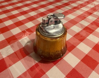 Encendedor de butano vintage: coleccionable retro, recargable, sin probar