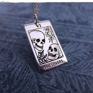 Silber Die Liebende Tarot Halskette - Sterling Silber Die Liebende Tarot Anhänger an einer zarten Sterling Silber Kabelkette oder Anhänger