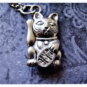 Maneki best sale neko charm