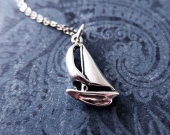 ヴィンテージ 帆船型ペンダント 純銀ネックレス付き ヴィンテージ 925 スターリングシルバー 帆船 航海チャーム