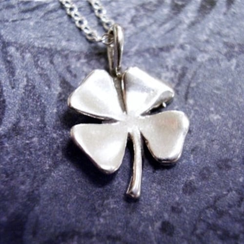 Clover Silver Necklace main image 0